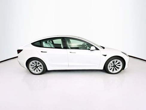 Used 2021 Tesla Model 3 Standard Range Plus RWD image 10