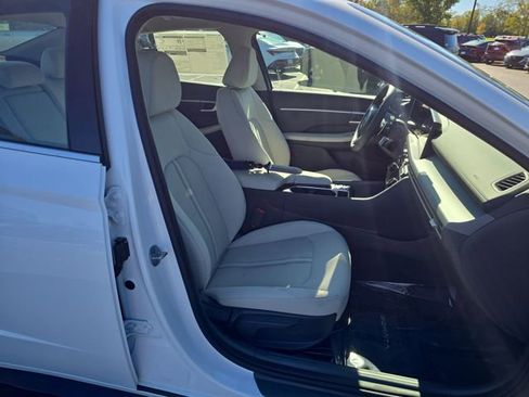 New 2026 Hyundai Sonata SEL FWD image 23
