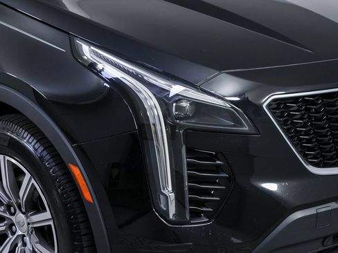 Used 2019 Cadillac XT4 Sport w/ Cold Weather Package FWD image 38