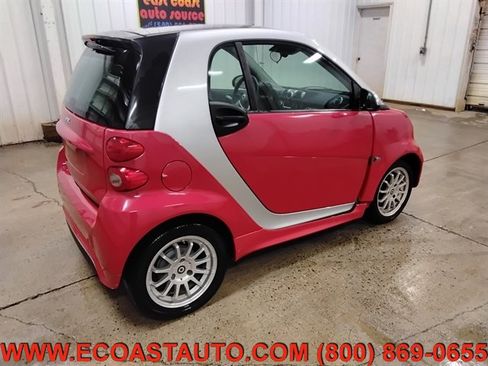 Used 2013 smart fortwo passion image 3