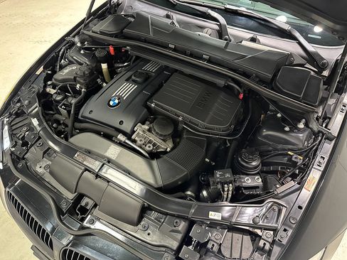 Used 2013 BMW 335is Convertible RWD image 4