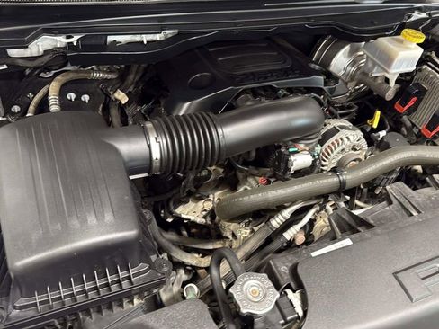 Used 2023 RAM 1500 Laramie AWD/4WD image 37