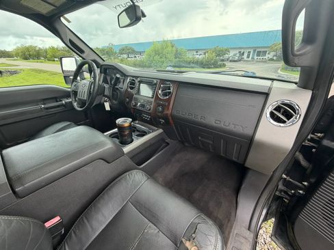 Used 2011 Ford F350 Lariat w/ Lariat Ultimate Pkg AWD/4WD image 25