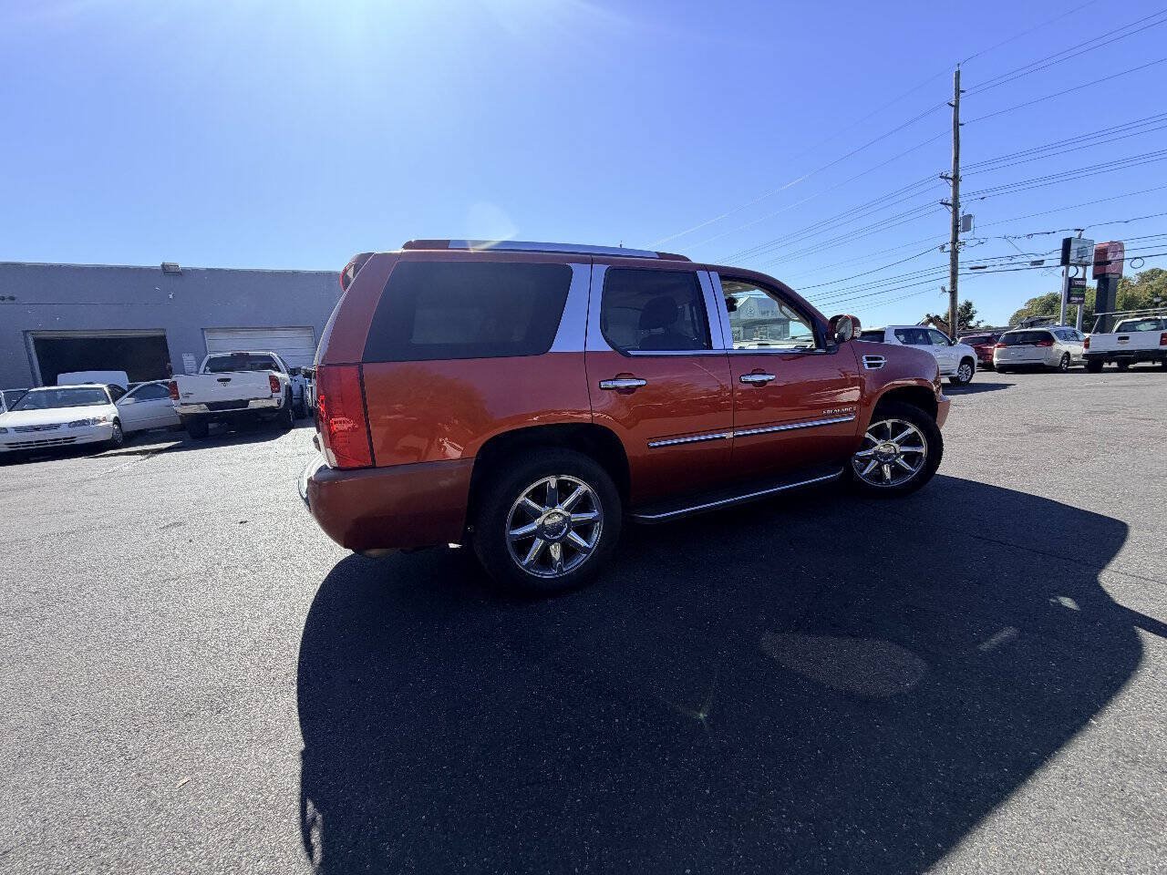 Used 2007 Cadillac Escalade 2WD w/ Information Package image 23