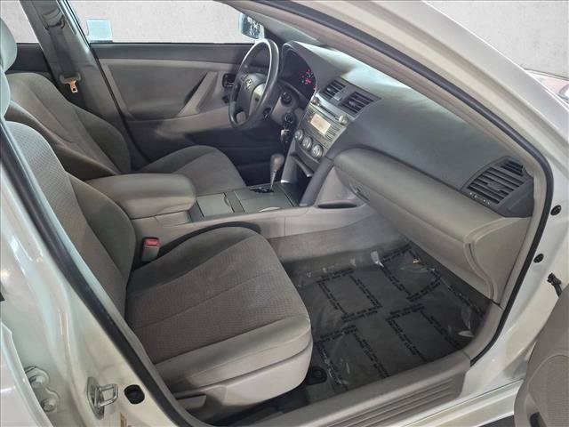 Used 2011 Toyota Camry LE FWD image 20