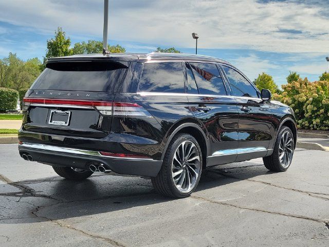 Used 2024 Lincoln Aviator Reserve w/ Equipment Group 201A AWD/4WD image 4