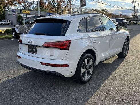 Certified 2025 Audi Q5 2.0T Premium w/ Convenience Plus Package image 5