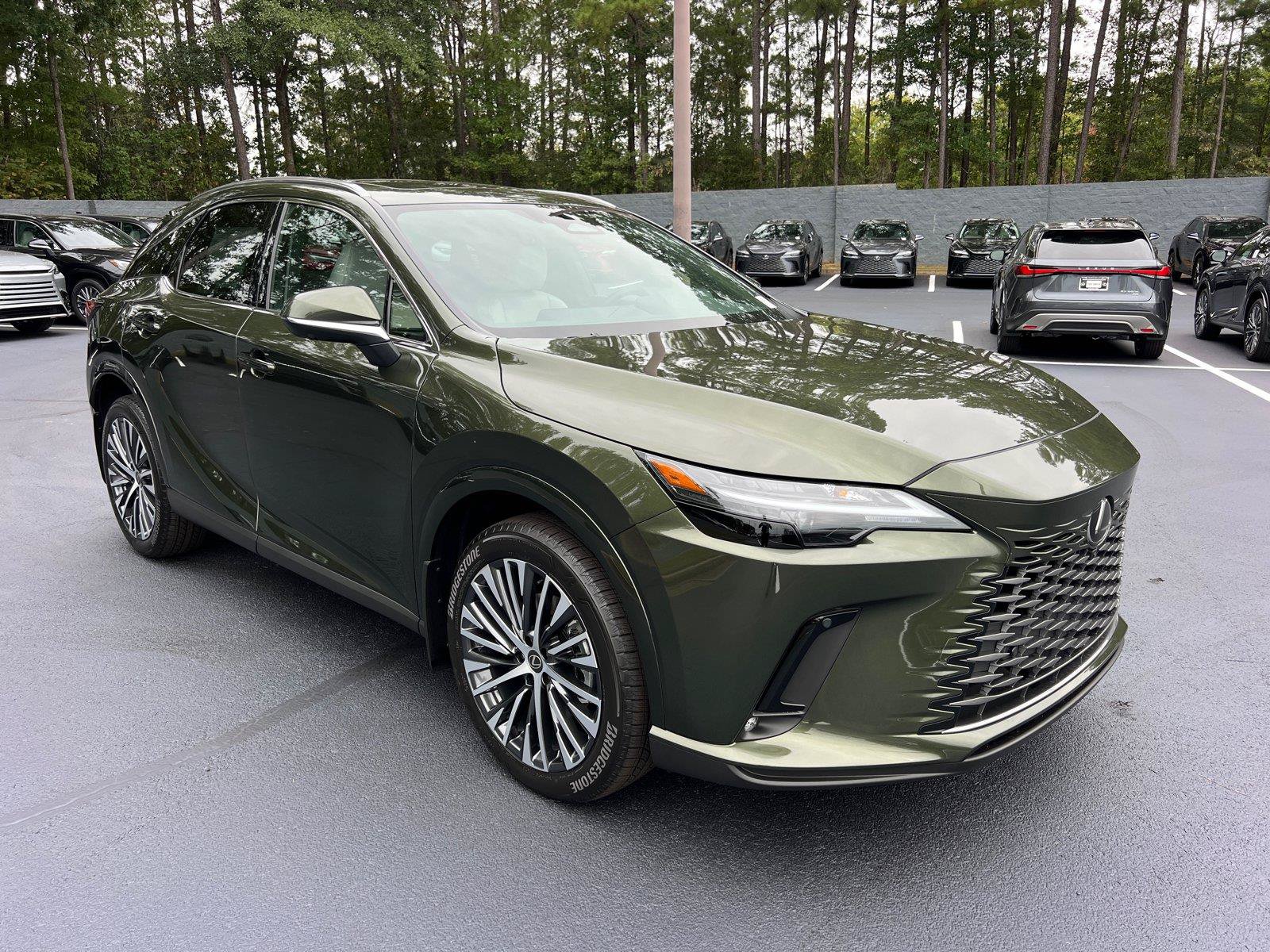 New 2026 Lexus RX 350 FWD image 3