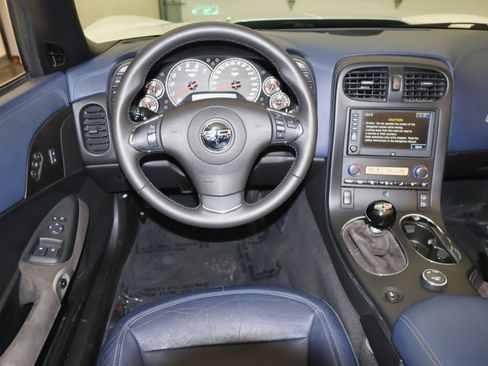 Used 2013 Chevrolet Corvette 427 w/ 1SC Preferred Equipment Group image 25