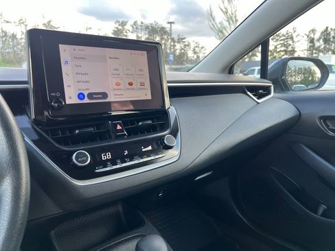 Used 2024 Toyota Corolla LE FWD image 20