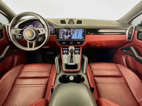 Certified 2023 Porsche Cayenne Coupe AWD/4WD image 11