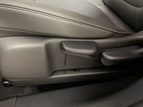 Used 2026 Buick Encore GX Preferred FWD image 12