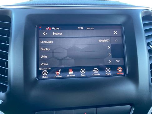 Used 2019 Jeep Cherokee Latitude Plus w/ Cold Weather Group image 23