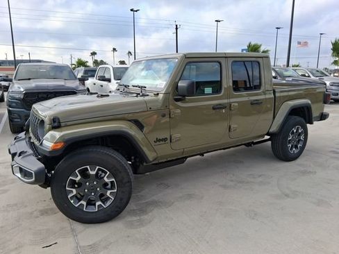 New 2026 Jeep Gladiator Sport image 3