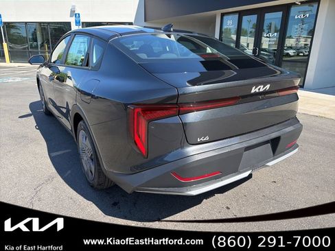 New 2026 Kia K4 FWD image 10