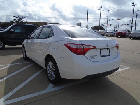 Used 2014 Toyota Corolla LE FWD image 5