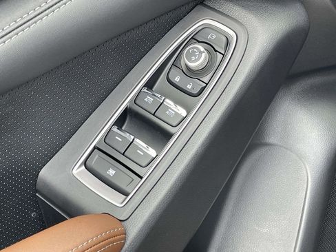 Used 2024 Subaru Ascent Touring image 17