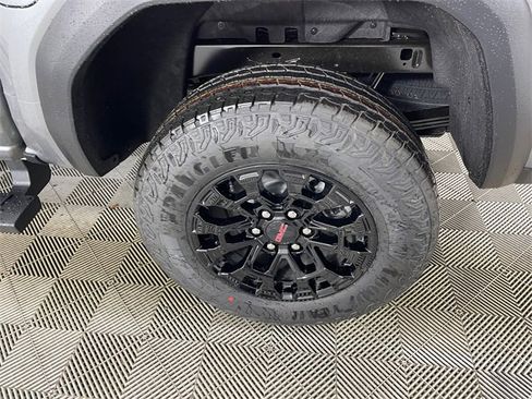 New 2026 GMC Canyon Elevation w/ Convenience Package image 18