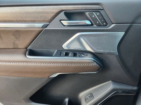 New 2026 GMC Acadia Denali Ultimate w/ LPO, Floor Liner Package image 16