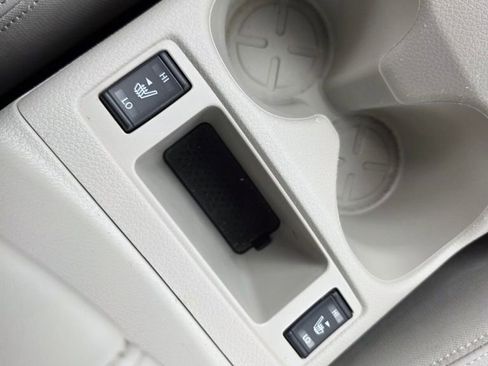 Used 2020 Nissan Rogue Sport SV w/ Technology Package image 24