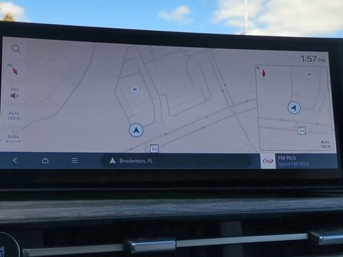 Used 2025 Hyundai Santa Fe Calligraphy image 23