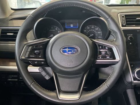Used 2019 Subaru Outback 2.5i Limited AWD/4WD image 17