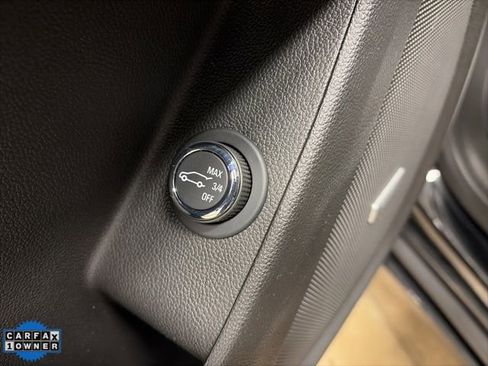 Used 2022 Chevrolet Traverse Premier w/ Redline Edition image 38