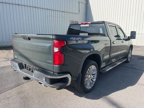 Used 2025 Chevrolet Silverado 1500 LTZ w/ Technology Package AWD/4WD image 6