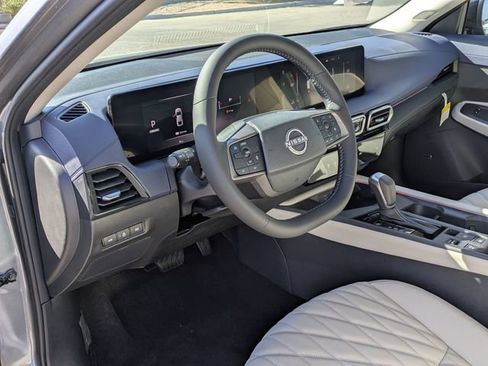 New 2026 Nissan Sentra SL w/ Floor Mat Package FWD image 5