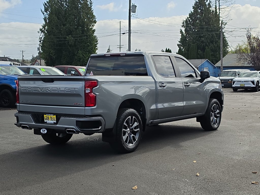 Used 2023 Chevrolet Silverado 1500 RST w/ Z71 Off-Road Package AWD/4WD image 5