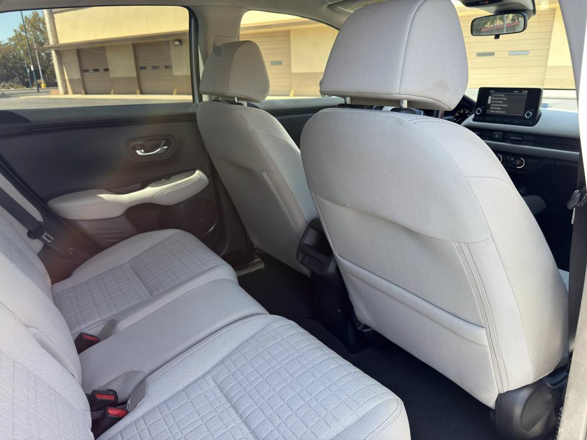 Used 2024 Honda HR-V LX image 22