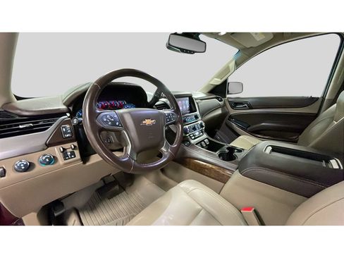 Used 2020 Chevrolet Tahoe LT w/ Luxury Package AWD/4WD image 11