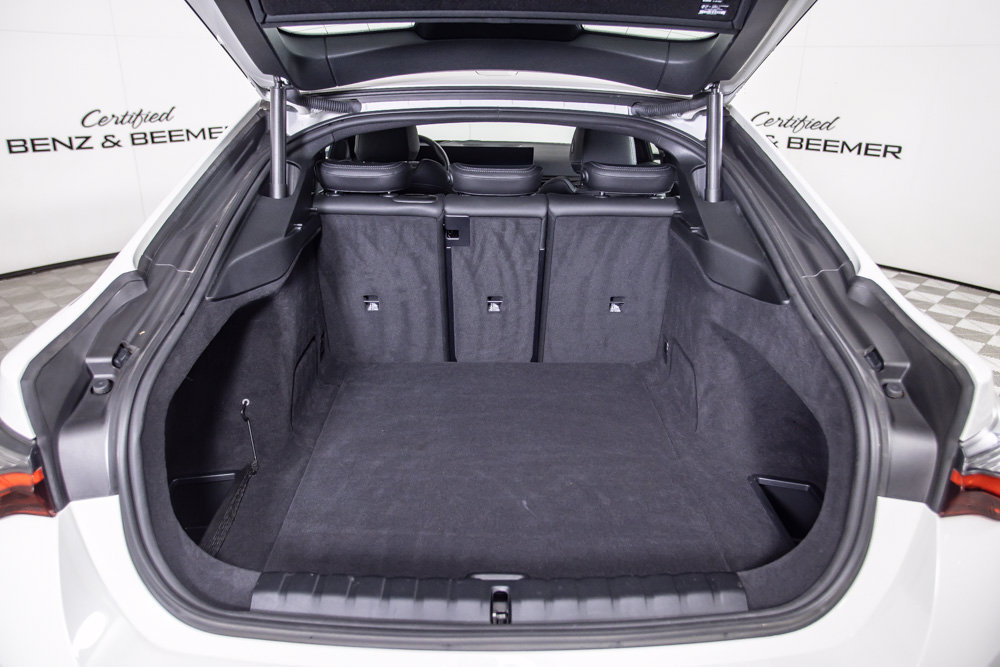 Used 2023 BMW i4 eDrive35 w/ Premium Package RWD image 8
