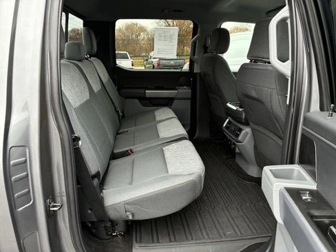 Used 2022 Ford F150 XLT w/ Equipment Group 302A High AWD/4WD image 17