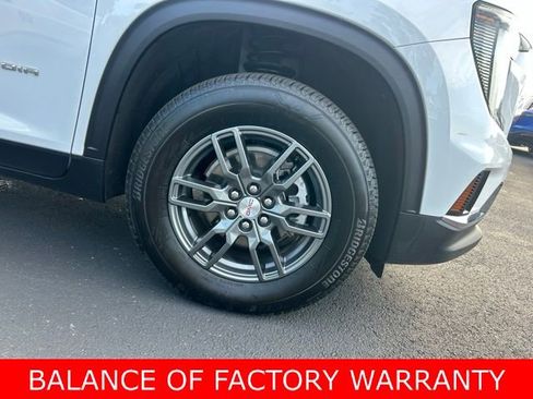 Used 2025 GMC Acadia Elevation image 8