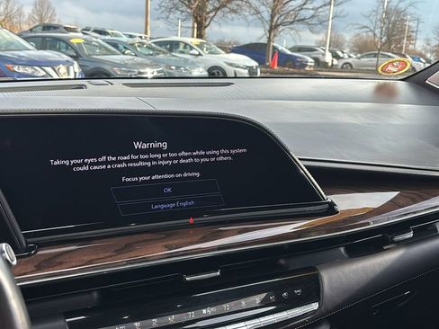 Used 2022 Cadillac Escalade ESV Sport Platinum w/ Heavy-Duty Trailer Package image 20