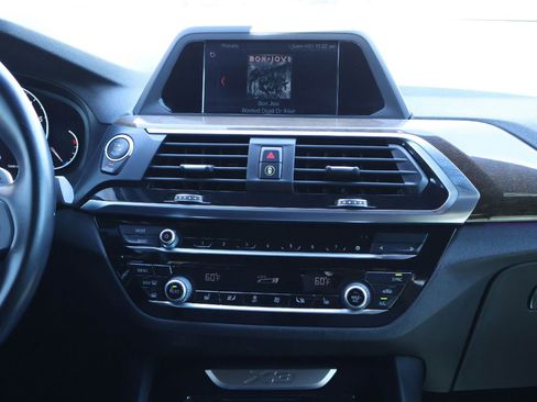 Used 2019 BMW X3 sDrive30i RWD image 16