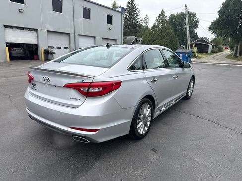 Used 2015 Hyundai Sonata Limited w/ Option Group 05 FWD image 3