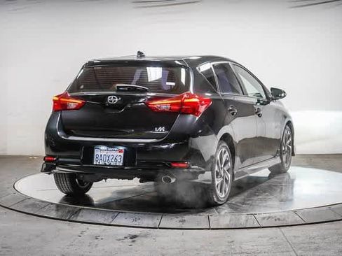 Used 2016 Scion iM image 4