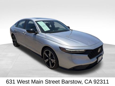 Used 2023 Honda Accord Sport image 3