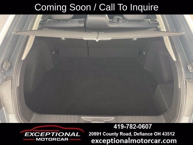 Used 2025 Toyota Prius LE FWD image 46