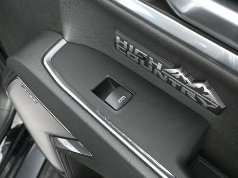 Used 2024 Chevrolet Silverado 1500 High Country w/ High Country Premium Package image 53