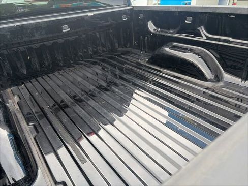 Used 2018 Chevrolet Silverado 1500 LT w/ All Star Edition AWD/4WD image 10