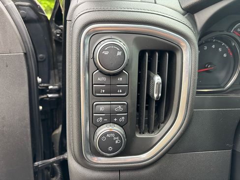 Used 2019 Chevrolet Silverado 1500 LT Trail Boss image 24