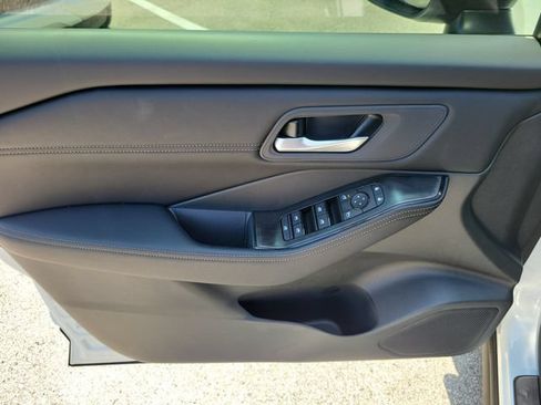 New 2026 Nissan Rogue Dark Armor FWD image 18
