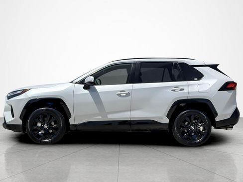 Certified 2025 Toyota RAV4 SE w/ Convenience Package AWD/4WD image 2