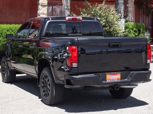 Used 2025 Chevrolet Colorado W/T w/ WT Custom Package RWD image 6