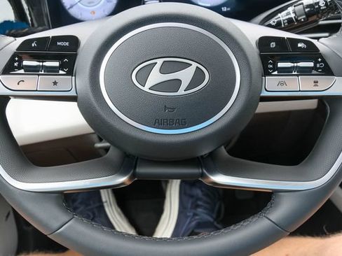 New 2026 Hyundai Elantra Limited FWD image 22