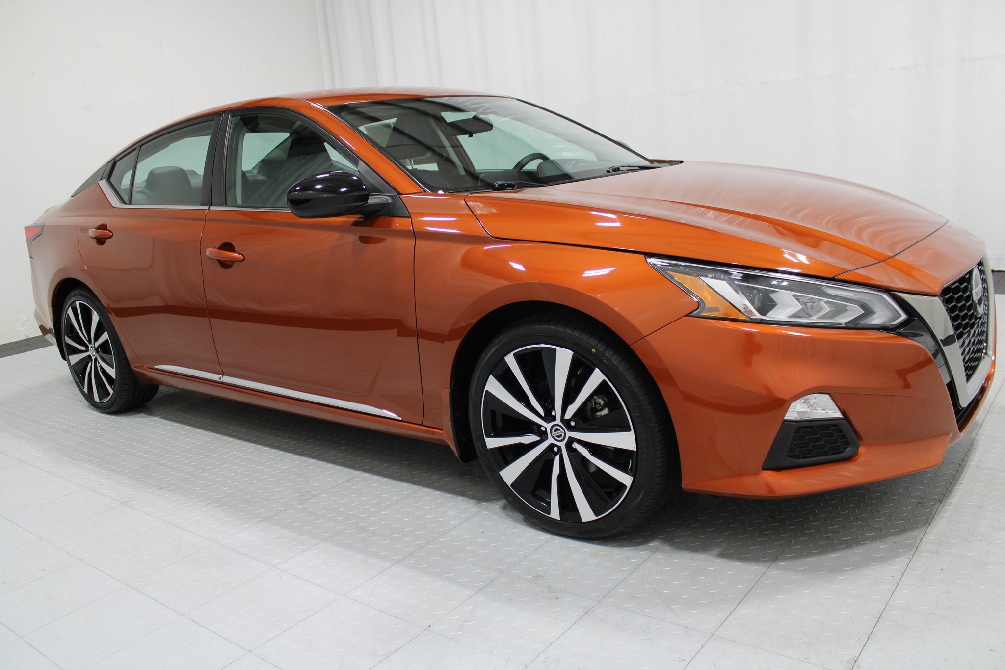 Used 2021 Nissan Altima 2.5 SR FWD image 4
