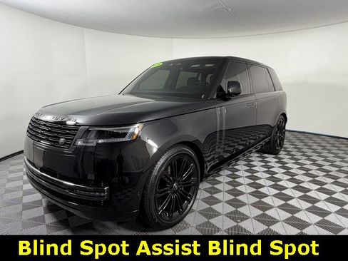 Used 2025 Land Rover Range Rover Long Wheelbase SE image 3